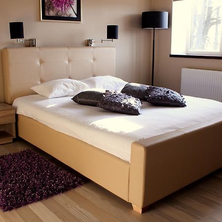Province Motel Pāle Dış mekan fotoğraf
