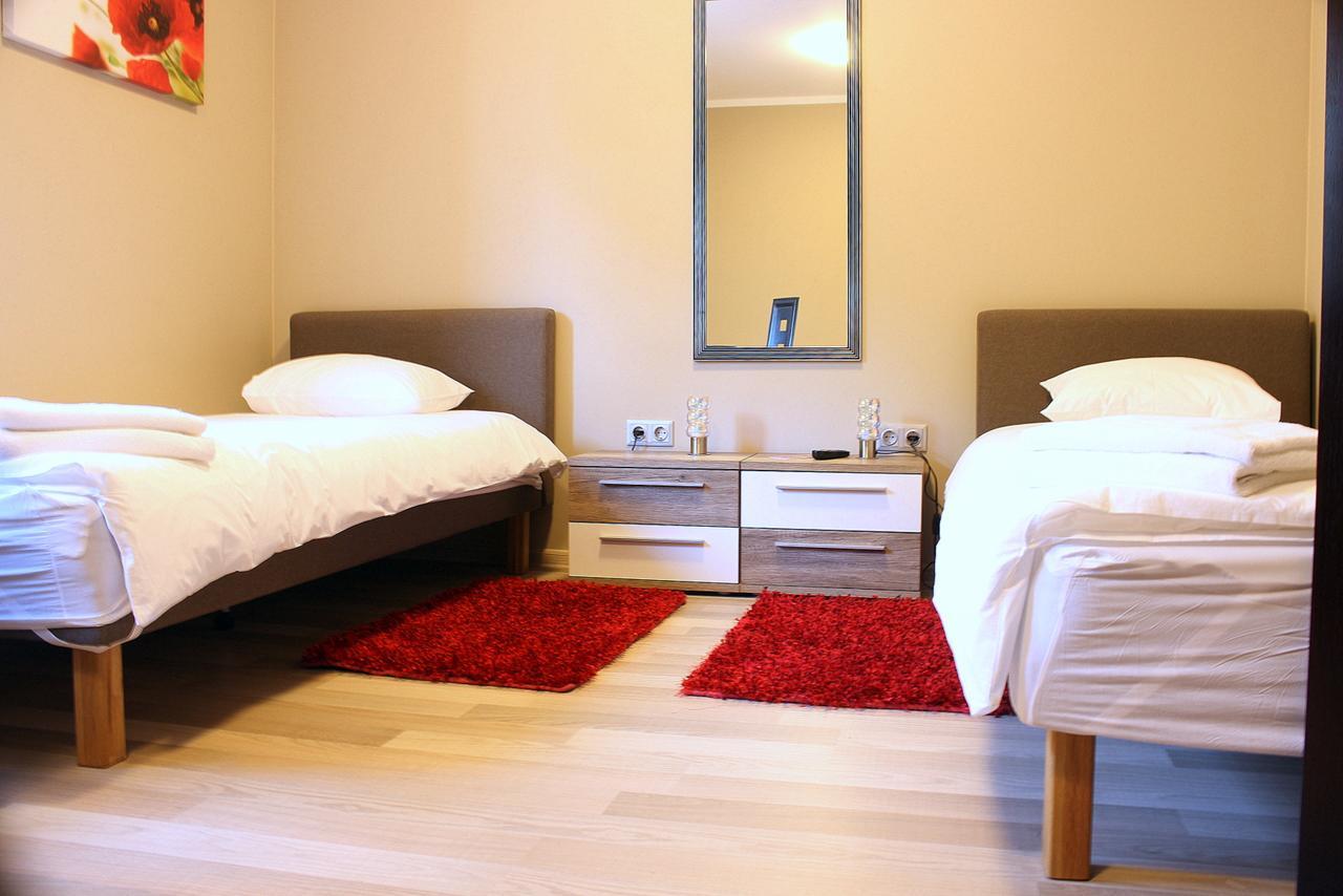Province Motel Pāle Dış mekan fotoğraf