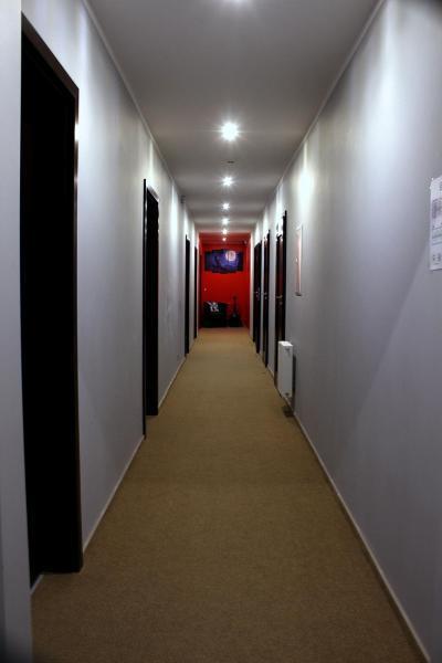 Province Motel Pāle Dış mekan fotoğraf